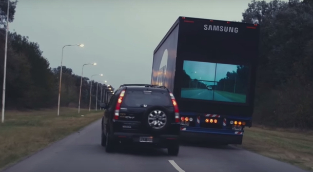 Overtaking can kill. Samsung’s rear safety screen may save lives.