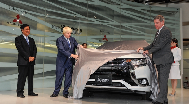 The Mayor of London unveils the new Outlander PHEV