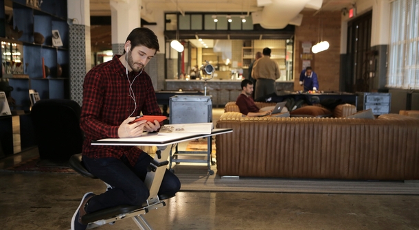 The Edge: All-in-one desk solution for modern life and work