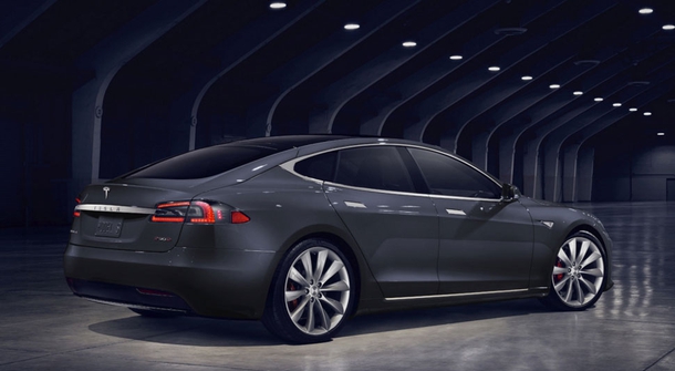Tesla S starting fresh with a 2016 refresh