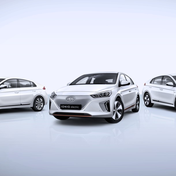 Hyundai Ioniq PHEV is expected in the second half of 2017.