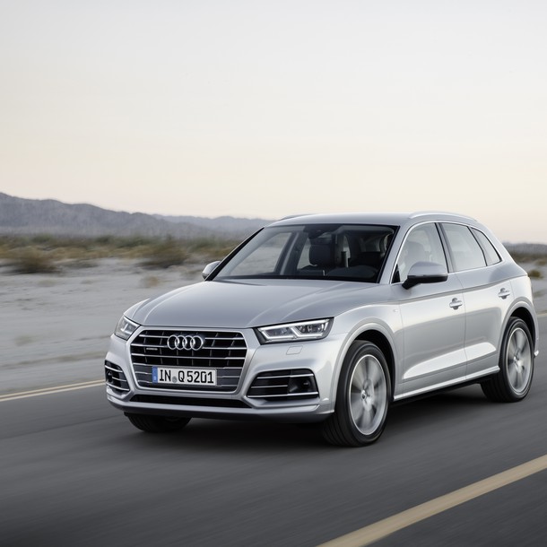 Audi Q5 E-Tron, the smaller version of hybrid Audi Q7 E-Tron, is expected in the first half of 2017.