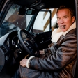 World premiere: Arnold Schwarzenegger talks enthusiastically about electrified offroad vehicle