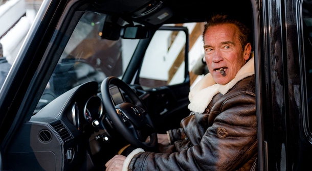World premiere: Arnold Schwarzenegger talks enthusiastically about electrified offroad vehicle