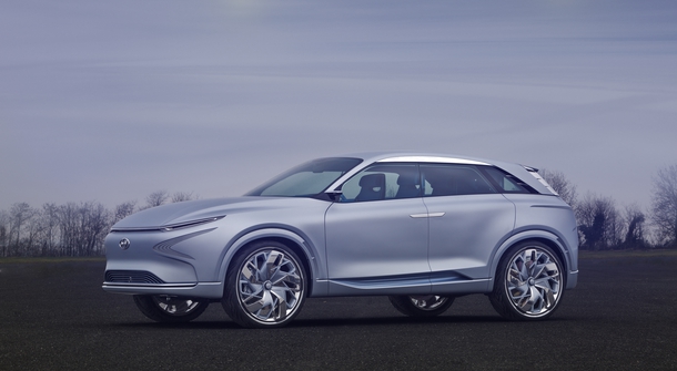 Hyundai reveals its next generation fuel cell concept: futuristic FE Fuel Cell Concept already in Geneva