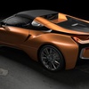 p90285629_highres_the-new-bmw-i8-roads