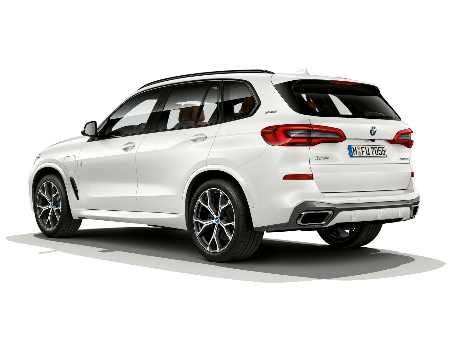 BMW X5 iPerformance is seventh member of BMW Hybrid cars - Driving