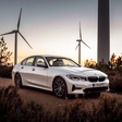 More electric range with new BMW 330e sedan hybrid